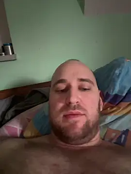 Snapshot of aronion123 chatting on February 27, 10:15 am aronion123 online show from February 27, 10:15 am