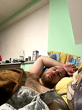 Snapshot of aronion123 chatting on September 28, 2:06 am aronion123 online show from September 28, 2:06 am