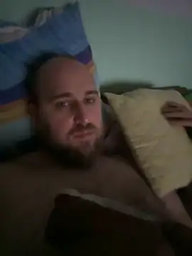 Snapshot of aronion123 chatting on October 19, 1:39 am aronion123 online show from October 19, 1:39 am