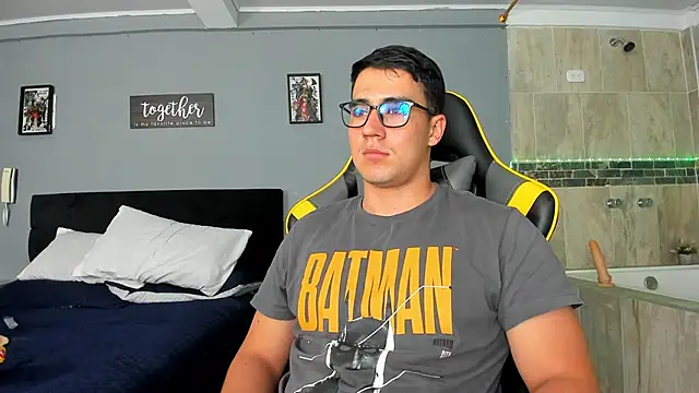 owengray2n online show from January 18, 2:47 am