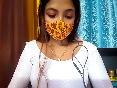 Snapshot of cutesoma2 chatting on December 5, 5:09 pm cutesoma2 online show from December 5, 5:09 pm