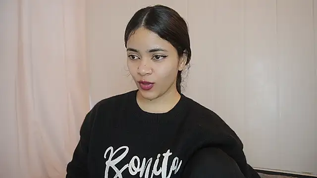 Feetgirl01 online show from February 27, 5:15 pm