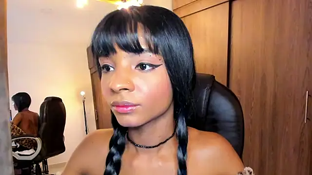 alikahouston4 online show from February 3, 1:30 am