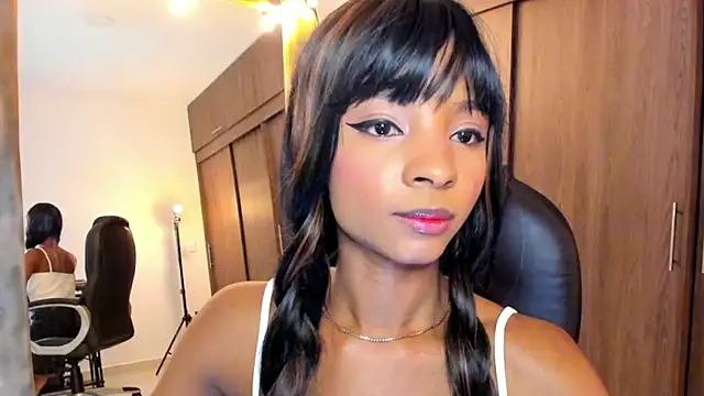 alikahouston4 online show from February 25, 4:35 am