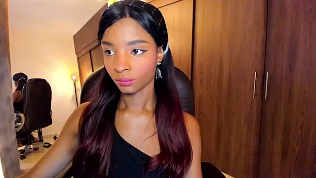 alikahouston4 online show from September 12, 2:11 am