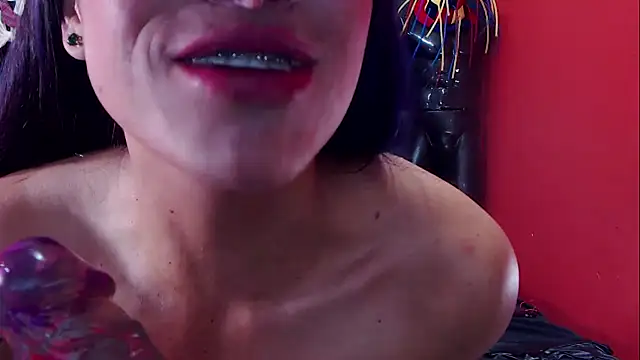 Hannamariana online show from February 11, 1:41 pm