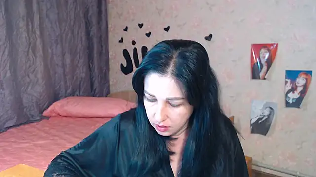 JillStevens online show from November 6, 10:16 am