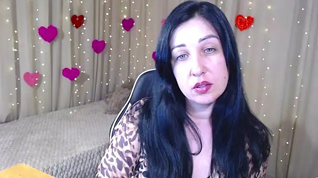 JillStevens online show from April 10, 8:35 pm