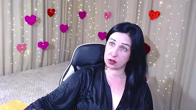 Snapshot of JillStevens chatting on May 17, 1:40 pm JillStevens online show from May 17, 1:40 pm