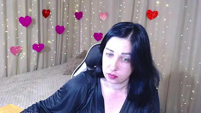 Snapshot of JillStevens chatting on May 22, 2:30 am JillStevens online show from May 22, 2:30 am