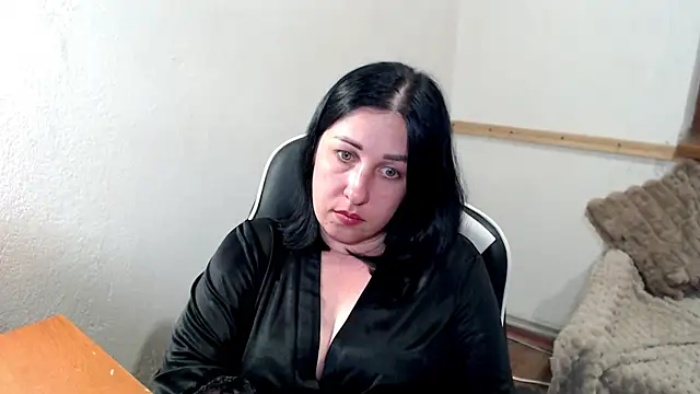 Snapshot of JillStevens chatting on June 3, 8:03 pm JillStevens online show from June 3, 8:03 pm