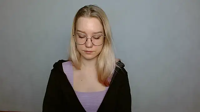 cindi hot online show from January 28, 10:02 am