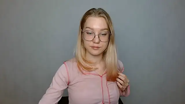 cindi hot online show from January 29, 12:13 pm