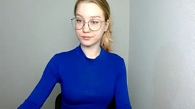 cindi hot online show from March 15, 11:29 am