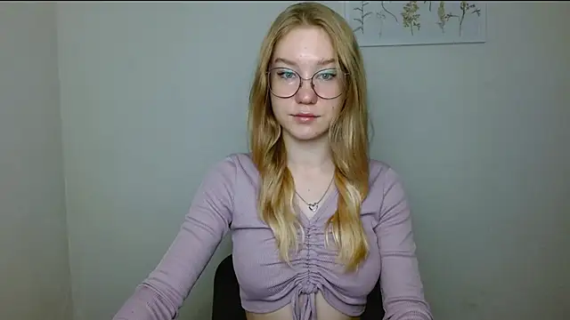 cindi hot online show from October 9, 8:45 am