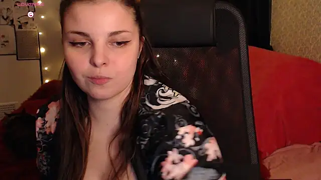 Saya sweet online show from March 21, 8:50 pm