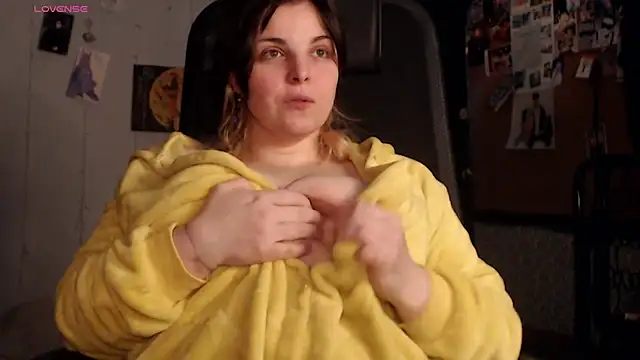 Saya sweet online show from February 12, 7:47 am