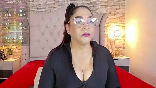 Gina Myers online show from January 11, 12:40 pm