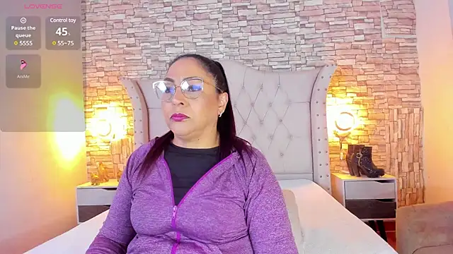 Gina Myers online show from March 8, 12:20 pm