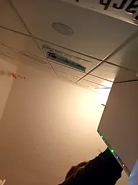 Snapshot of KidoXVII chatting on March 10, 2:48 pm KidoXVII online show from March 10, 2:48 pm