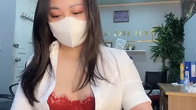 Bamboo Swetie online show from December 15, 10:47 pm