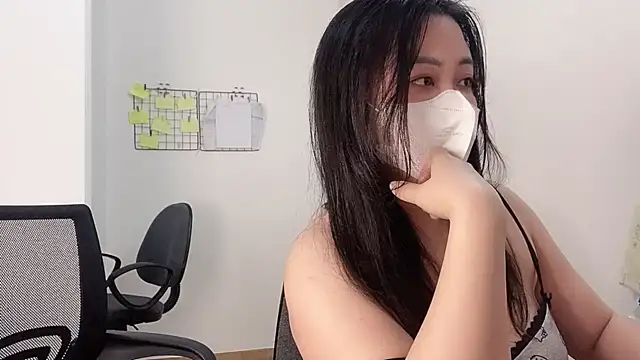 Bamboo Swetie online show from March 9, 2:32 pm