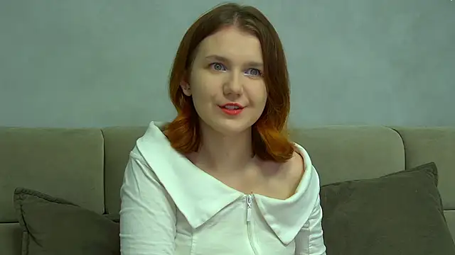 LessySmith online show from April 18, 4:55 pm