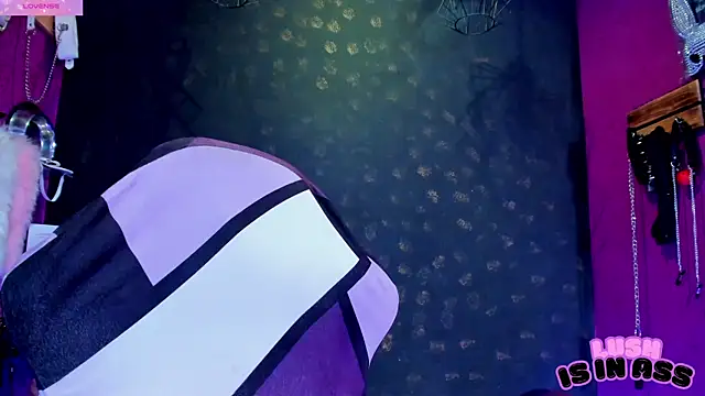 Alexa Slave online show from April 21, 1:42 am