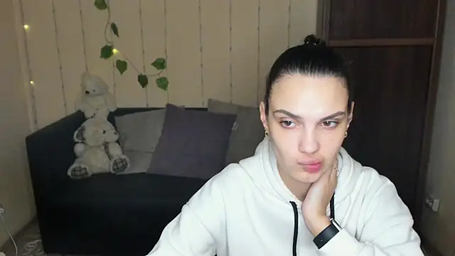 Aminakisuliawolf online show from January 7, 8:34 am