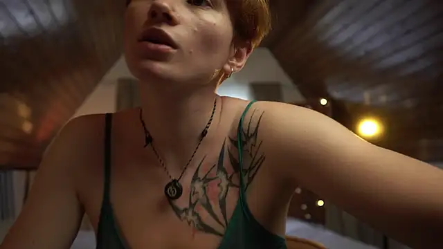 Snapshot of AkaneiroDemon chatting on September 16, 1:23 pm AkaneiroDemon online show from September 16, 1:23 pm