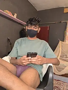 richardjames95 online show from October 29, 6:42 pm