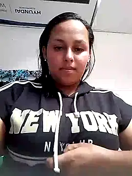 perla grens online show from January 24, 4:17 pm