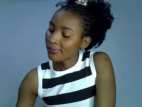 Snapshot of cute-alexis chatting on September 13, 11:21 am cute-alexis online show from September 13, 11:21 am