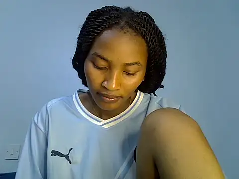 Snapshot of cute-alexis chatting on October 12, 8:30 pm cute-alexis online show from October 12, 8:30 pm