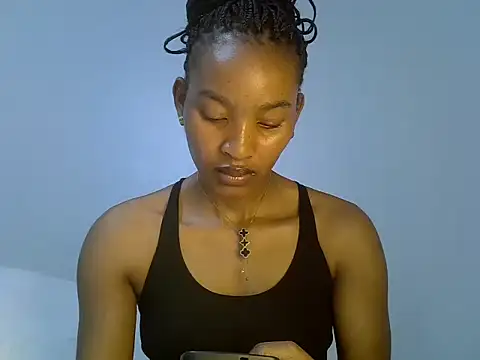 Snapshot of cute-alexis chatting on December 14, 12:43 pm cute-alexis online show from December 14, 12:43 pm