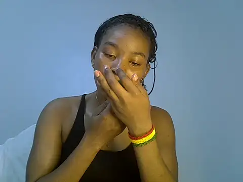 Snapshot of cute-alexis chatting on December 15, 7:56 am cute-alexis online show from December 15, 7:56 am