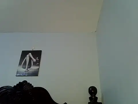 cute-alexis online show from April 19, 9:52 am