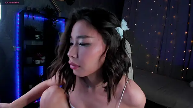 sensualily online show from March 15, 6:10 pm