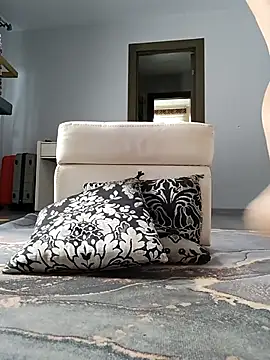 -RIVIERA- online show from October 23, 7:29 am