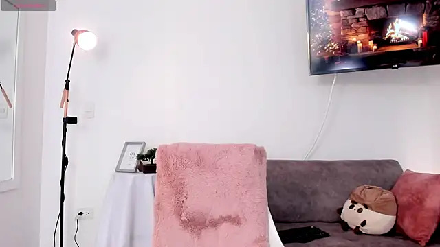 Hannaos online show from December 22, 6:26 pm