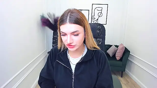 SelenaeMoore online show from September 20, 7:37 pm