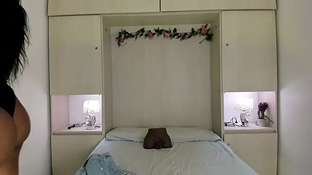 KendallRosse1 online show from April 19, 12:37 pm