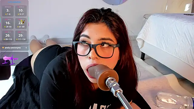 Danna adams01 online show from February 25, 4:14 am