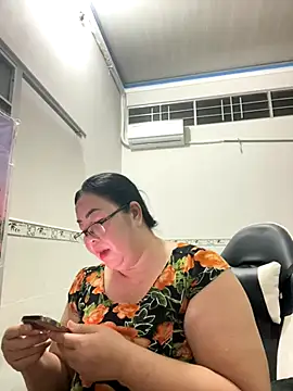 NDith online show from October 24, 12:01 pm