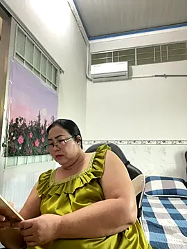 NDith online show from December 15, 9:35 am