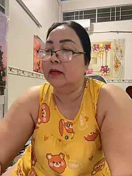 NDith online show from April 8, 12:49 pm