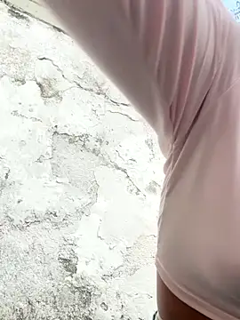 NAUGHTY LITTLE 18 online show from October 15, 10:32 pm