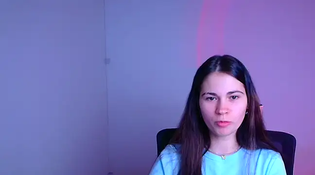 Loon Amore online show from February 4, 7:33 pm