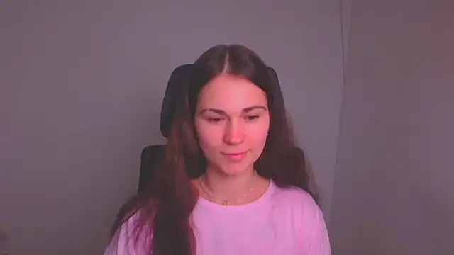 Loon Amore online show from February 10, 7:38 pm