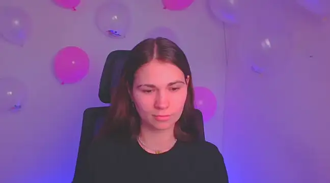 Loon Amore online show from February 13, 8:13 pm